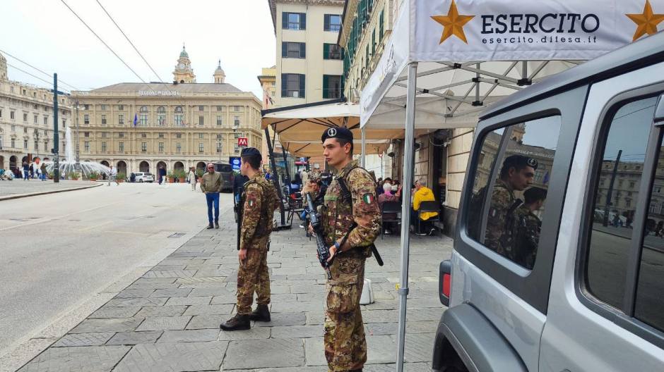 Al Broletto conferimento della cittadinanza onoraria al Nizza Cavalleria